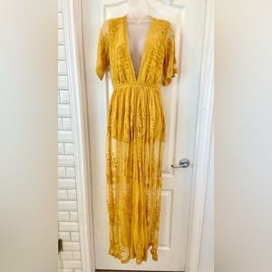 NWOT Honey Punch Golden Lace Maxi Romper Dress